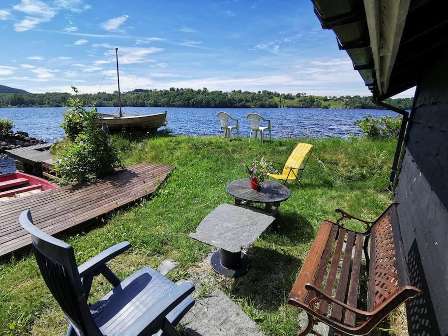 Topfloor Apartment Separate Entranc Nice View Stord Fitjar Esterno foto
