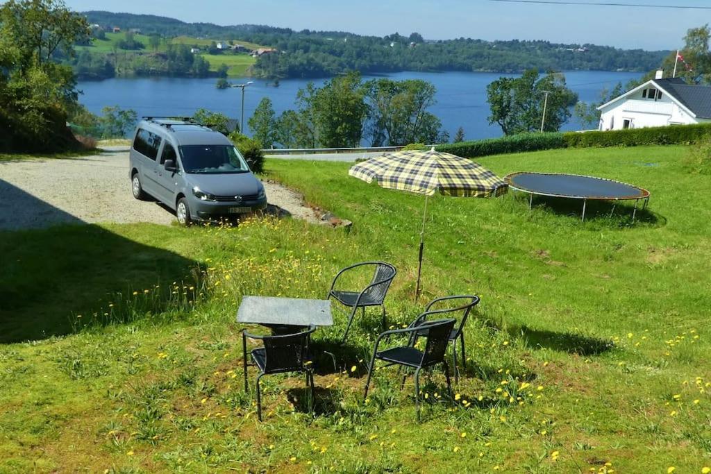 Topfloor Apartment Separate Entranc Nice View Stord Fitjar Esterno foto