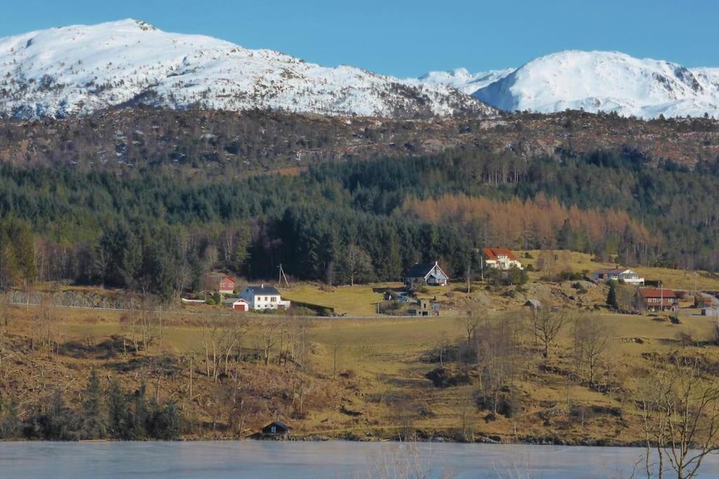 Topfloor Apartment Separate Entranc Nice View Stord Fitjar Esterno foto
